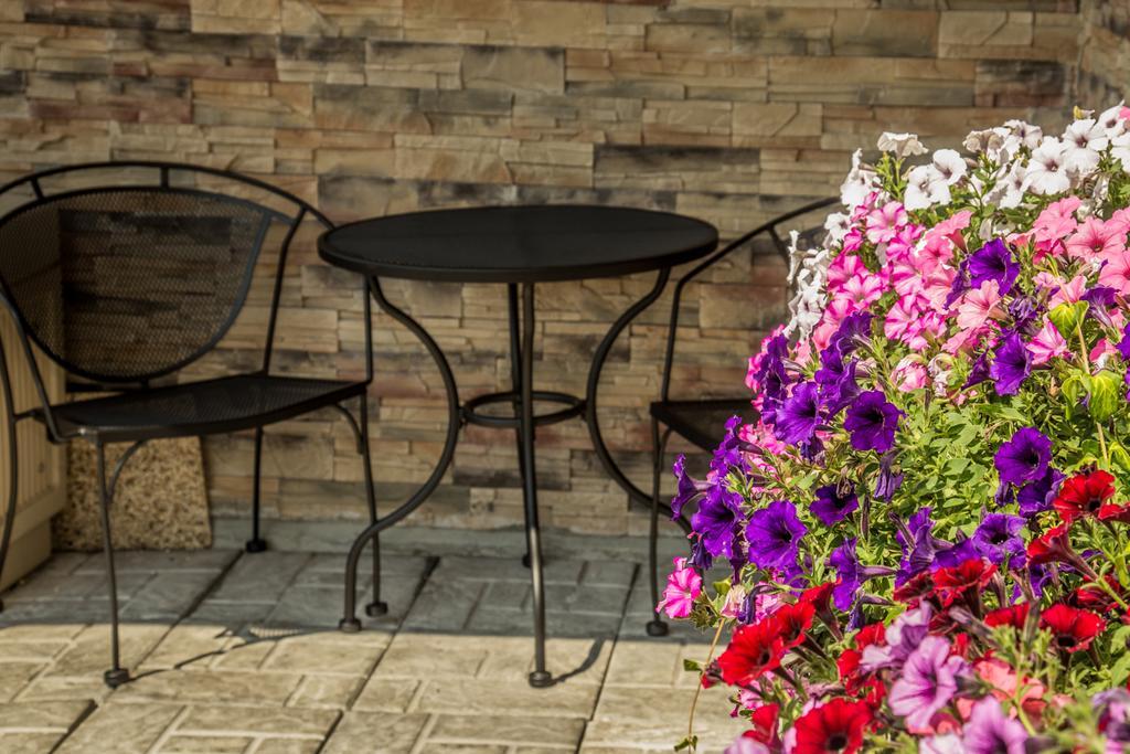 Americas Best Value Inn&Suites Detroit Lakes Buitenkant foto