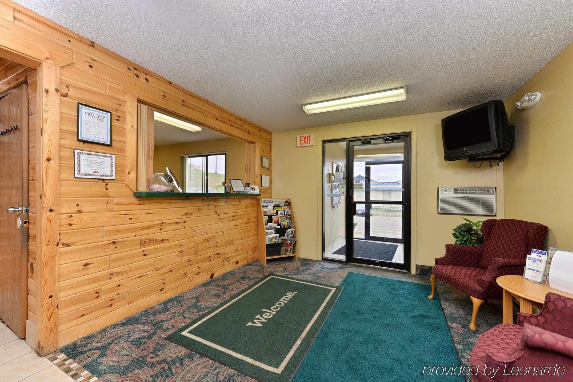 Americas Best Value Inn&Suites Detroit Lakes Buitenkant foto