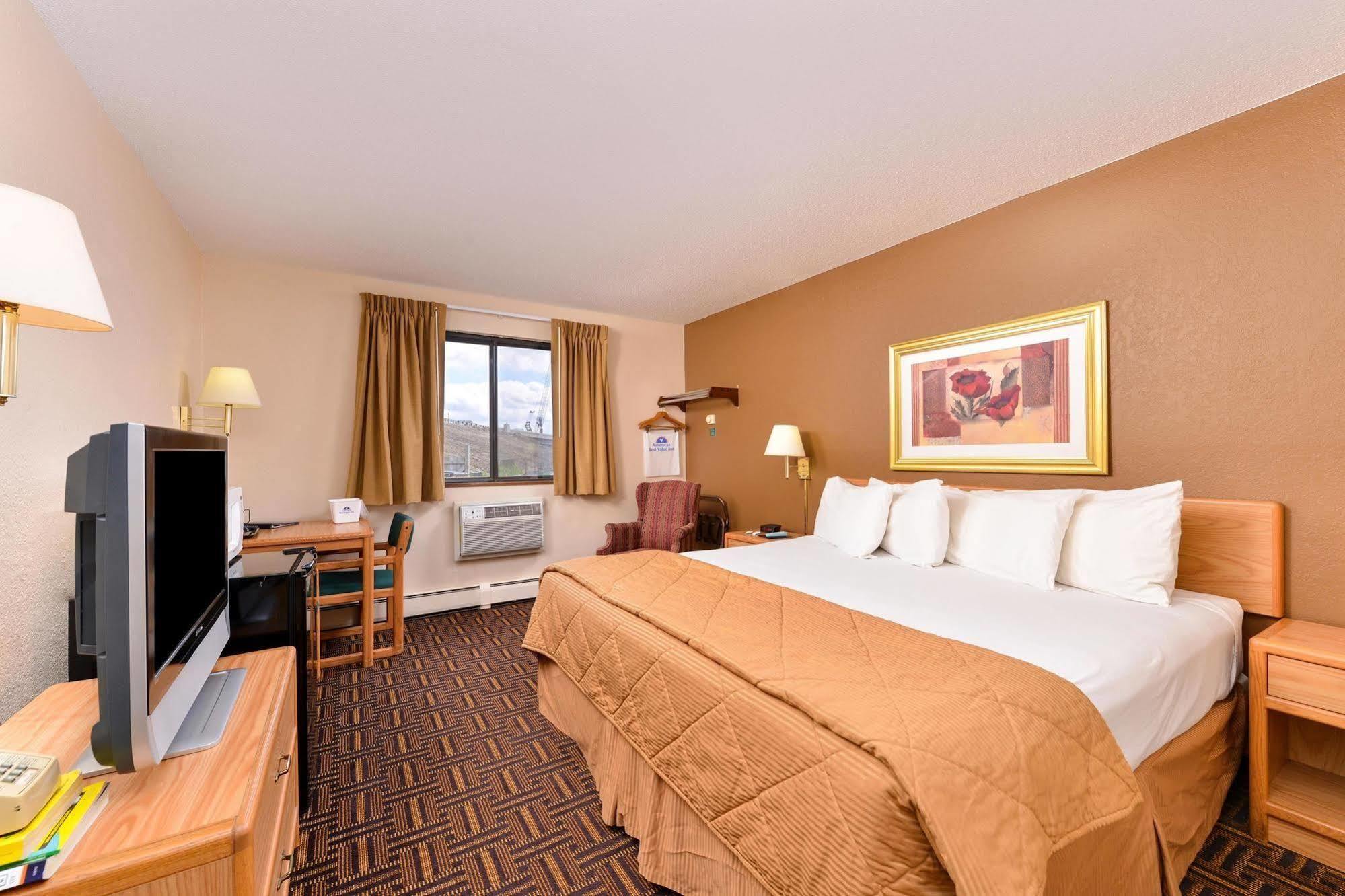 Americas Best Value Inn&Suites Detroit Lakes Buitenkant foto